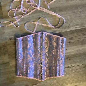 Women’s corset size small